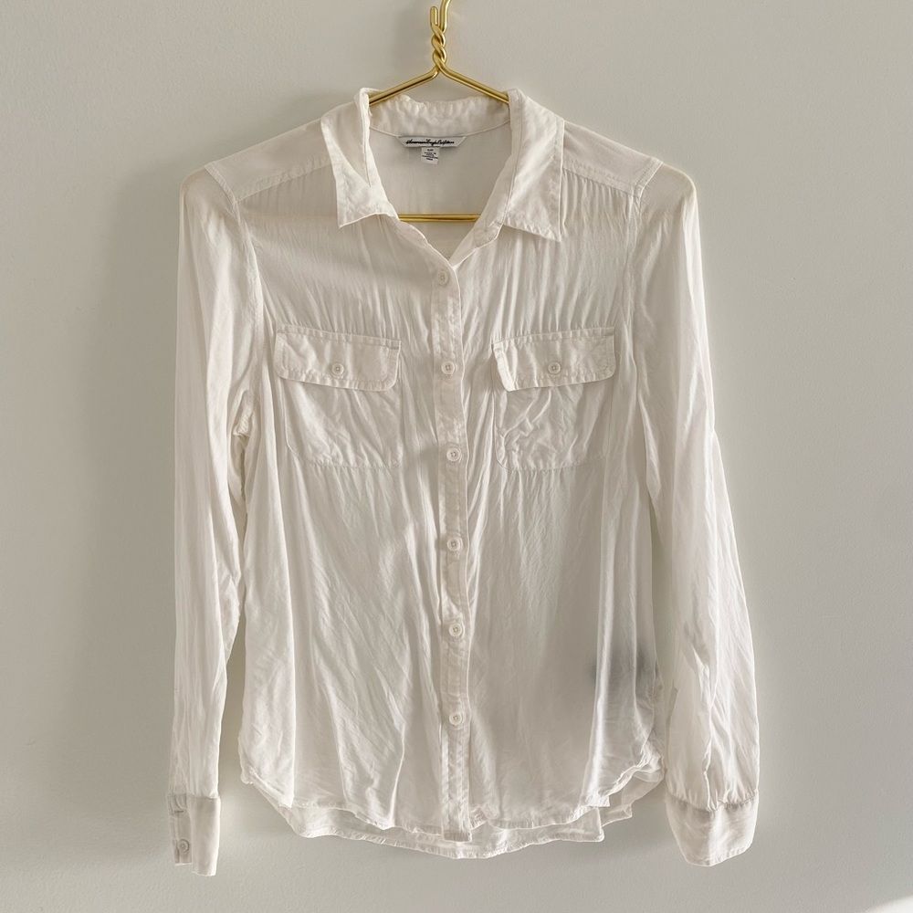 American Eagle Outfitter white button down